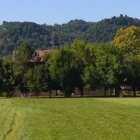 הוילה Quattro Castella La Vigna Dei Peri מראה חיצוני תמונה